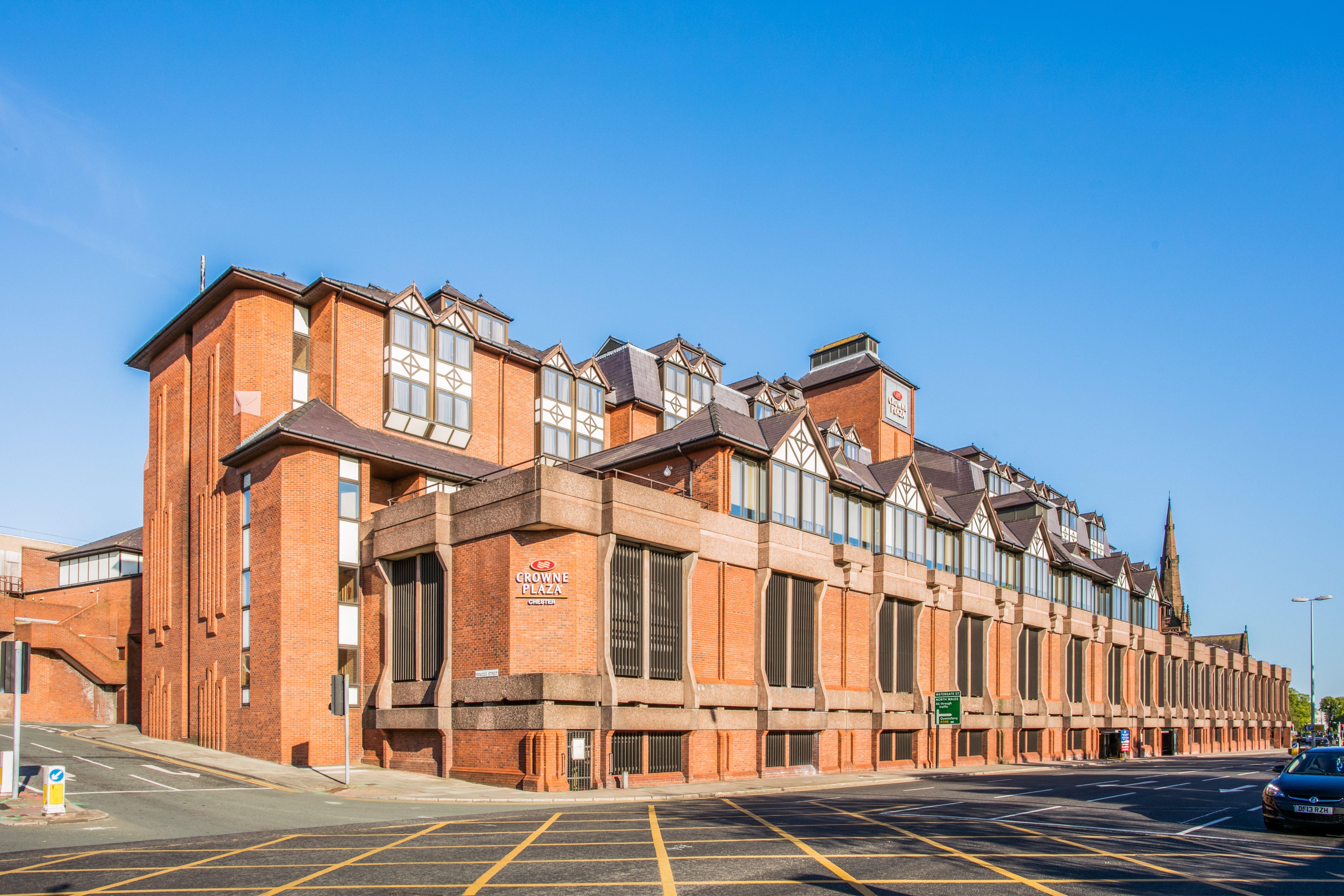 Crowne Plaza Chester By Ihg Kültér fotó