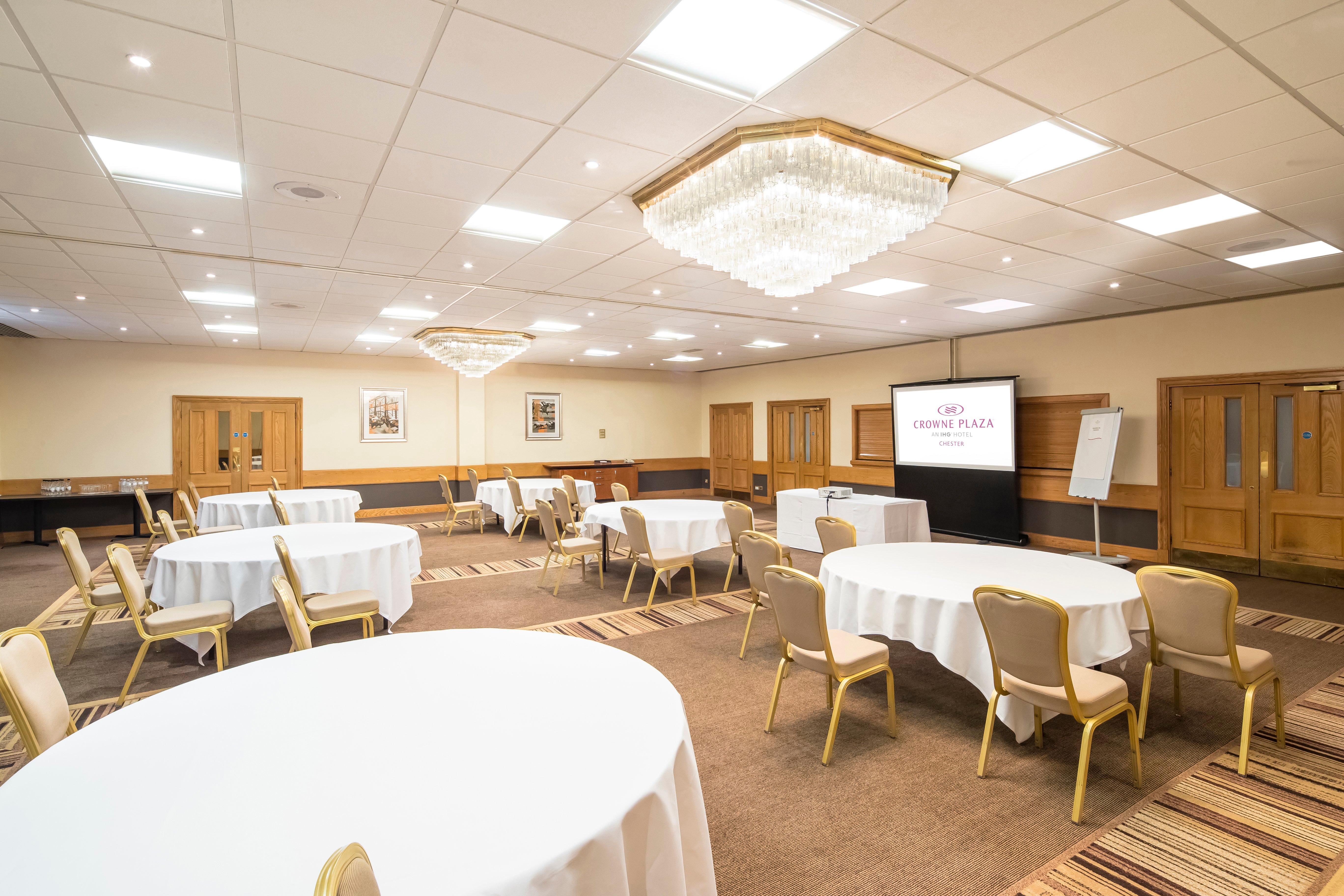 Crowne Plaza Chester By Ihg Kültér fotó